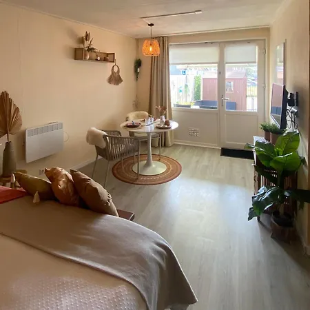 Bed En Koffie Casa Manana בית הארחה 3*